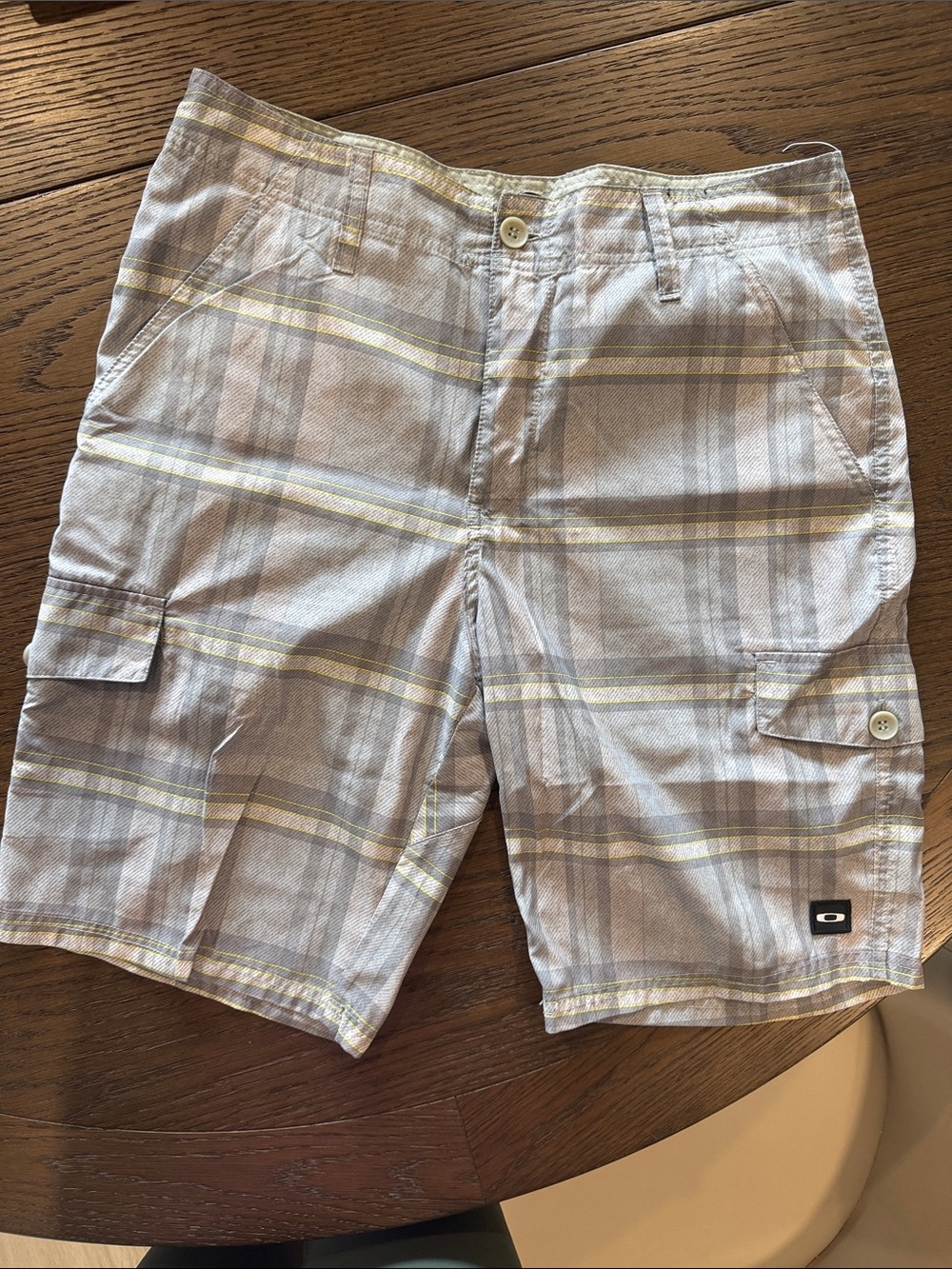 Oakley Men's Gray Plaid Cargo Hybrid Board Shorts with Yellow Stripe Accents